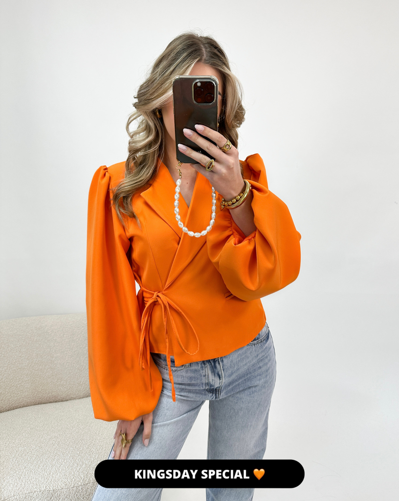 Oranje wrap blazer met strik detail en ballon mouwen
