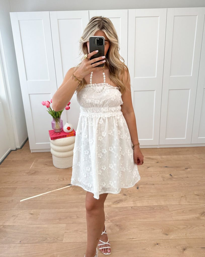 Wit strapless jurkje met bloemen detail