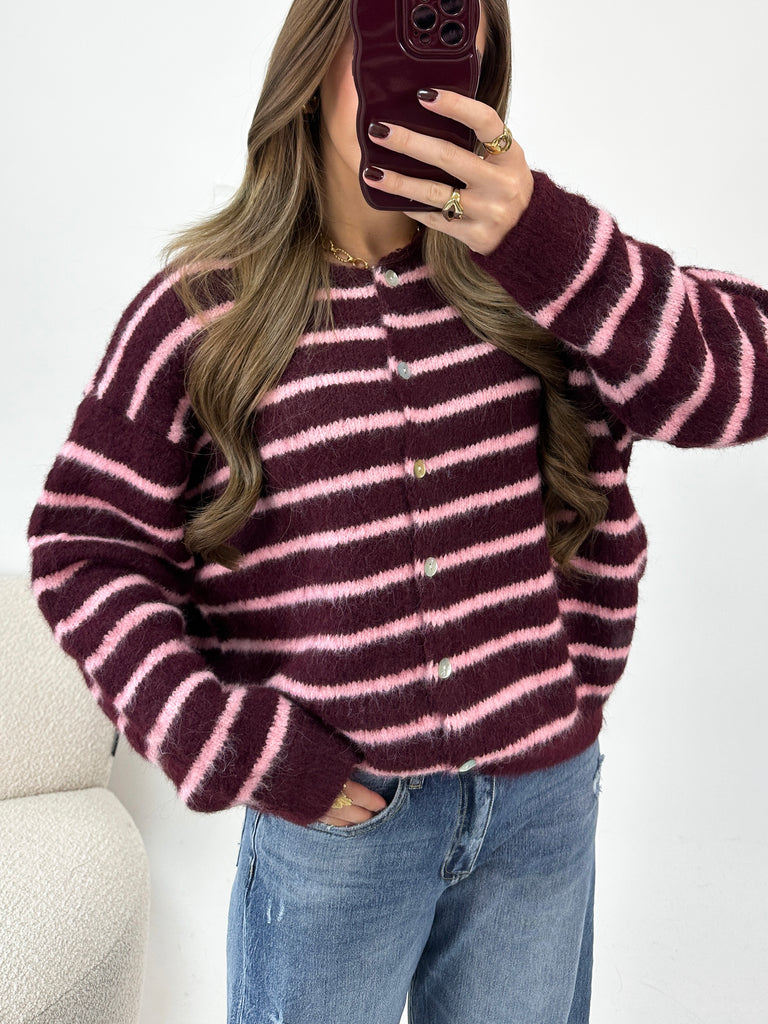 Bordeaux rood/burgundy vest met knoopjes sluiting en roze streepjes