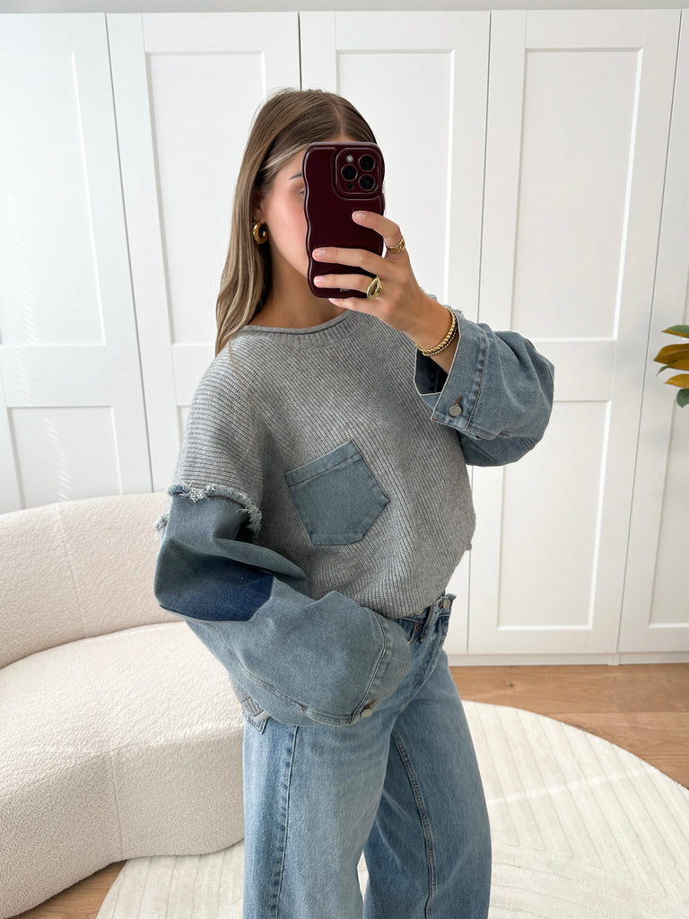 Grijze sweater met denim mouwen