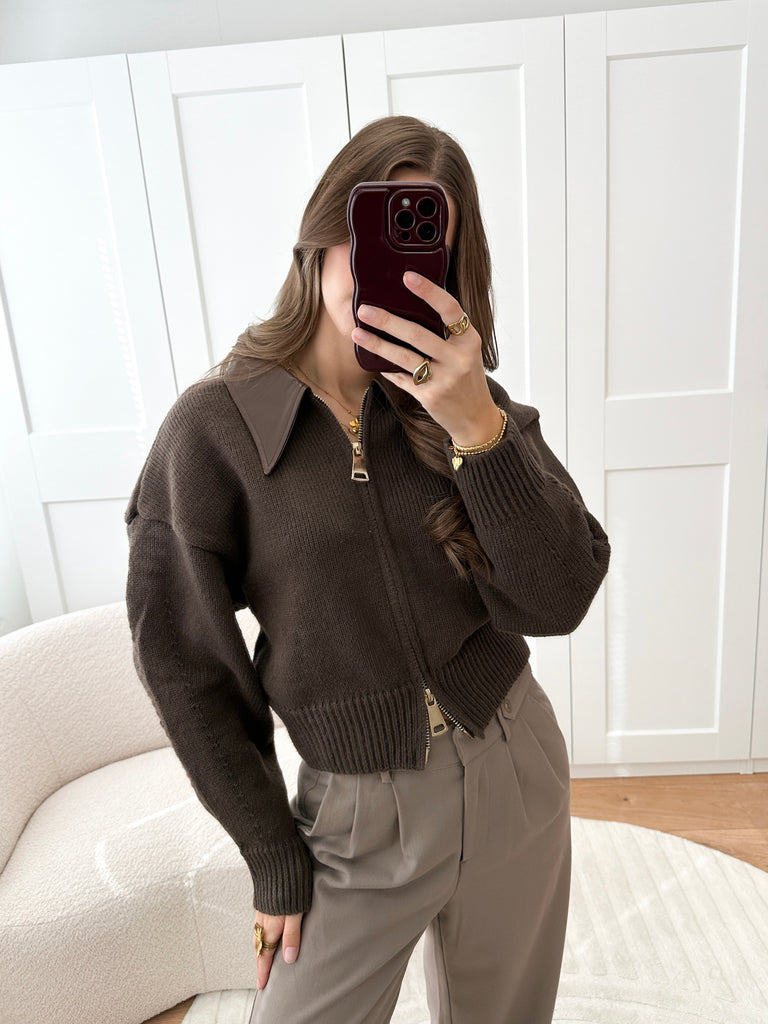 Bruine zipper/rits vest met leren kraagje