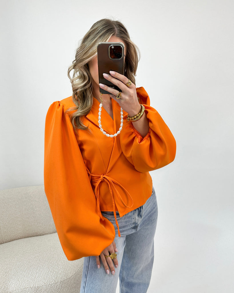 Oranje wrap blazer met strik detail en ballon mouwen