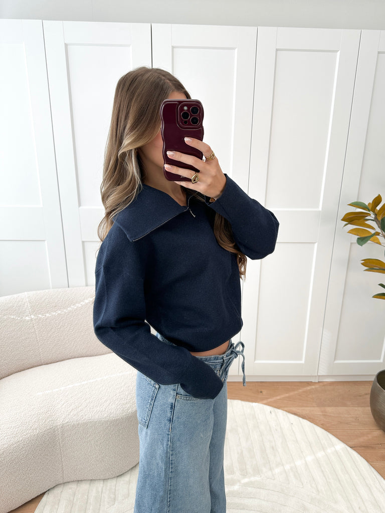 Donker blauw/navy vest met omgeslagen kraag