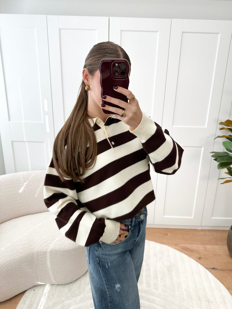 Creme polo sweater met bruine grote strepen