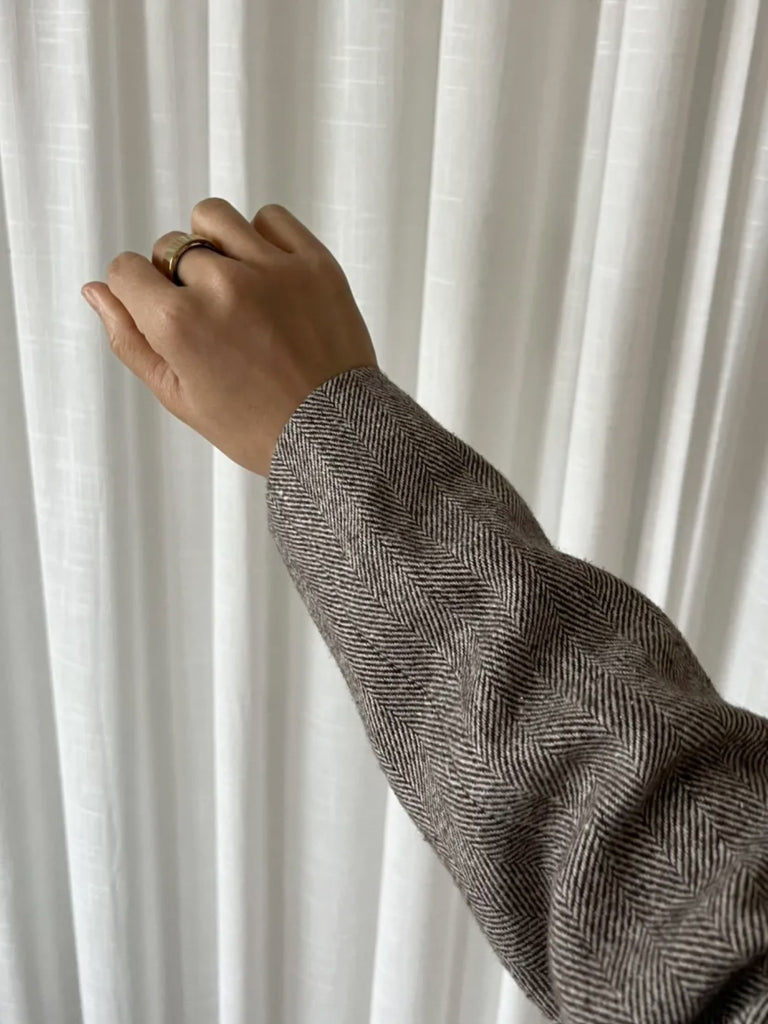 Bruin met beige herringbone jacket/blazer met band in de taille om te strikken (getailleerd)