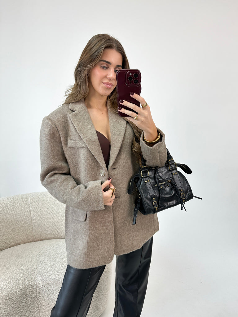 Beige/taupe grote wollen harige/furry blazer/jacket