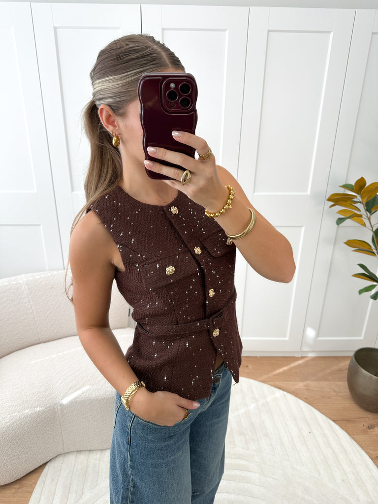 Bruine tweed gilet/top met riempje in de taille en gouden kleine glittertjes